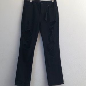 Forever 21 jean style: ripped boyfriend jean